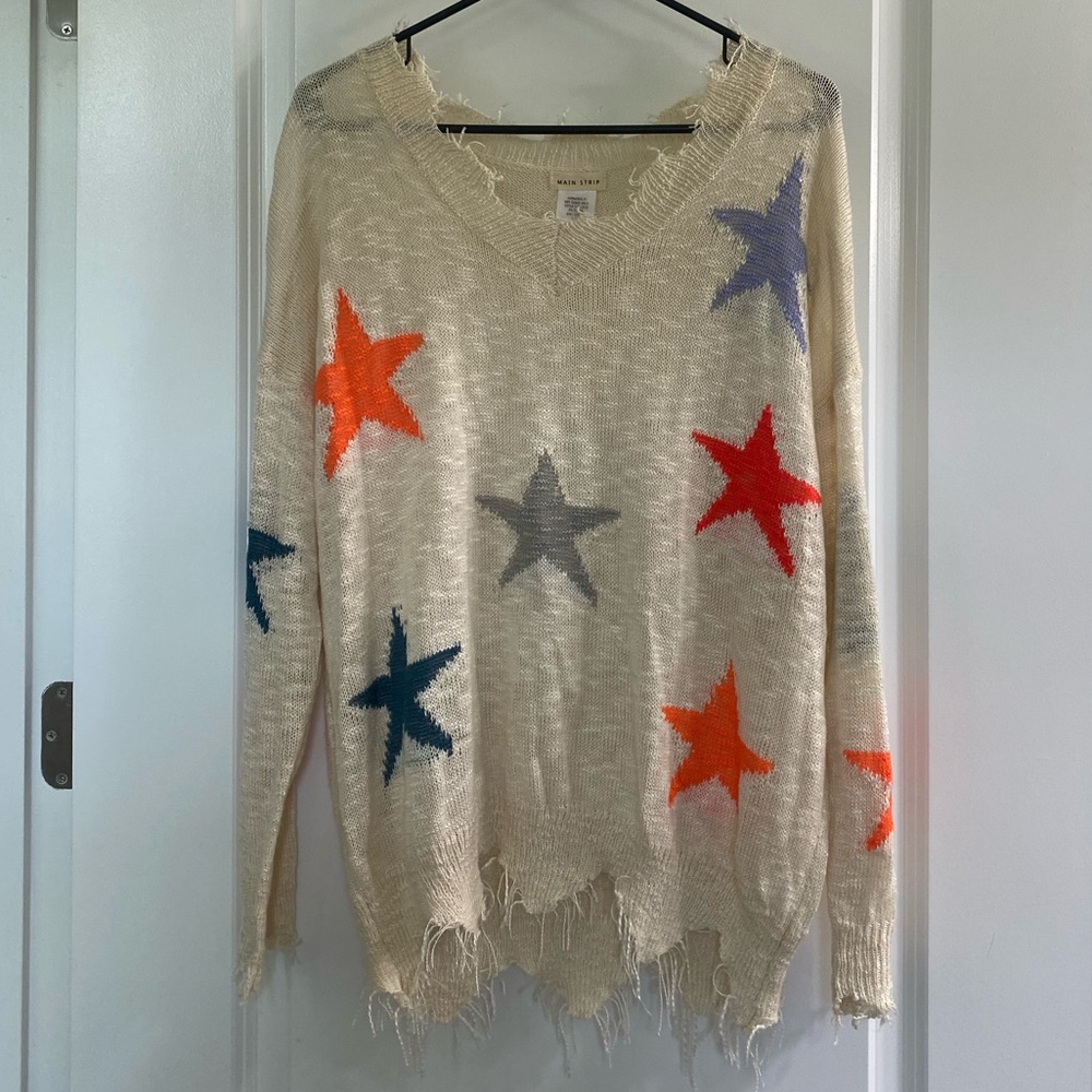 Main Strip Frayed Knit Star Top- Women’s Large